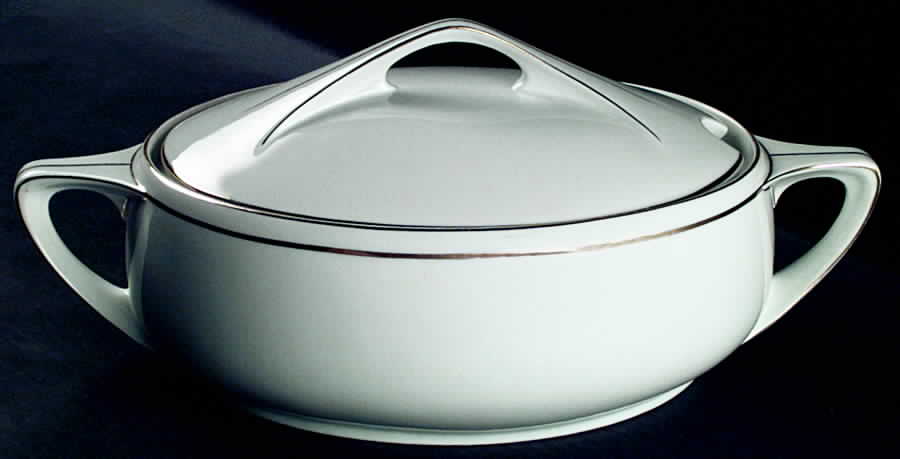 224 Tureen &  Lid by Bohemia Ceramic Works-1