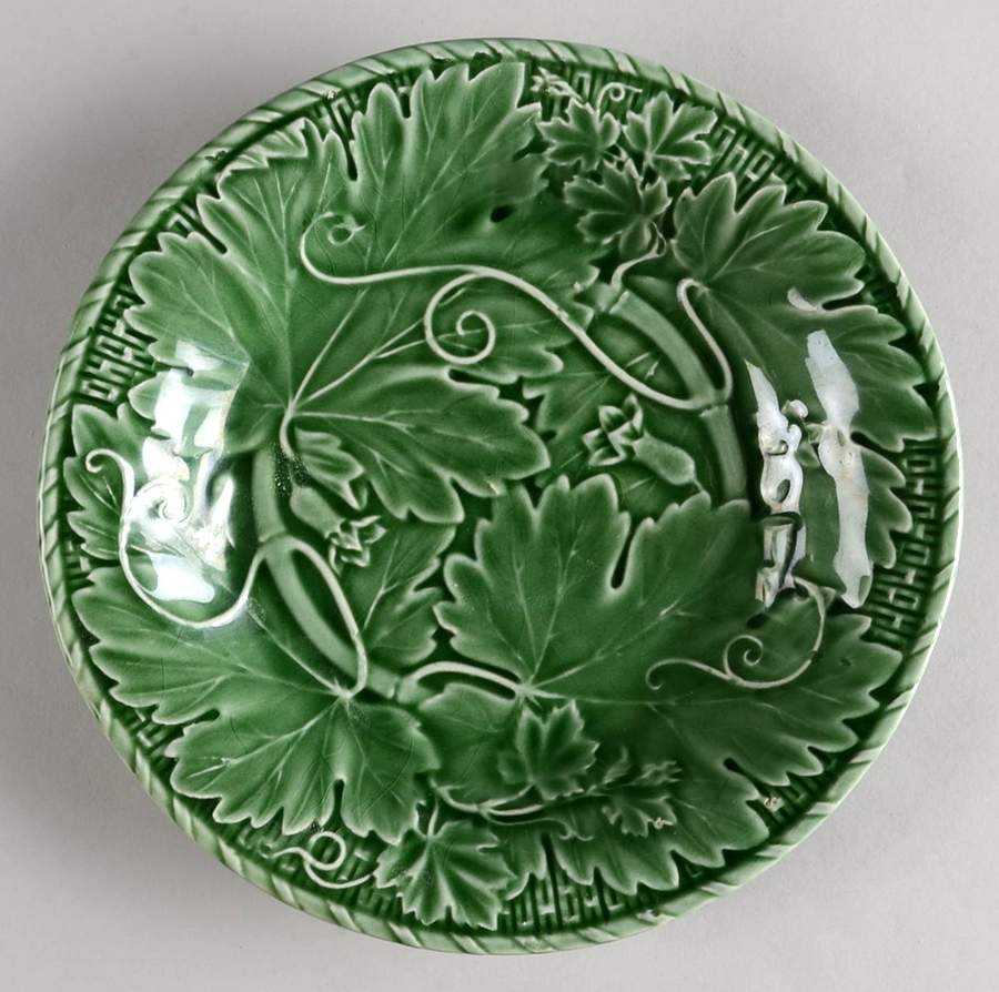 Vine Green Rim Soup Bowl by Bordallo Pinheiro-1