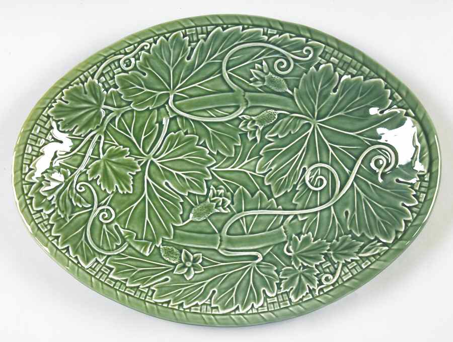 Vine Green 15" Oval Serving Platter by Bordallo Pinheiro-1