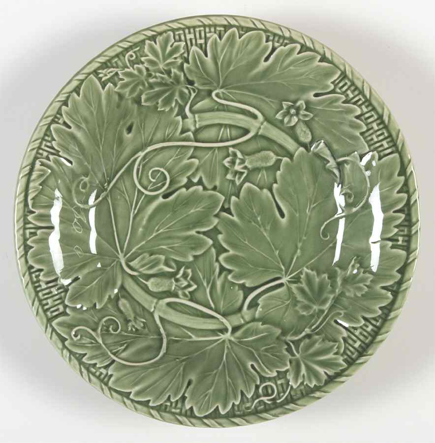 Vine Green Salad Plate by Bordallo Pinheiro-1
