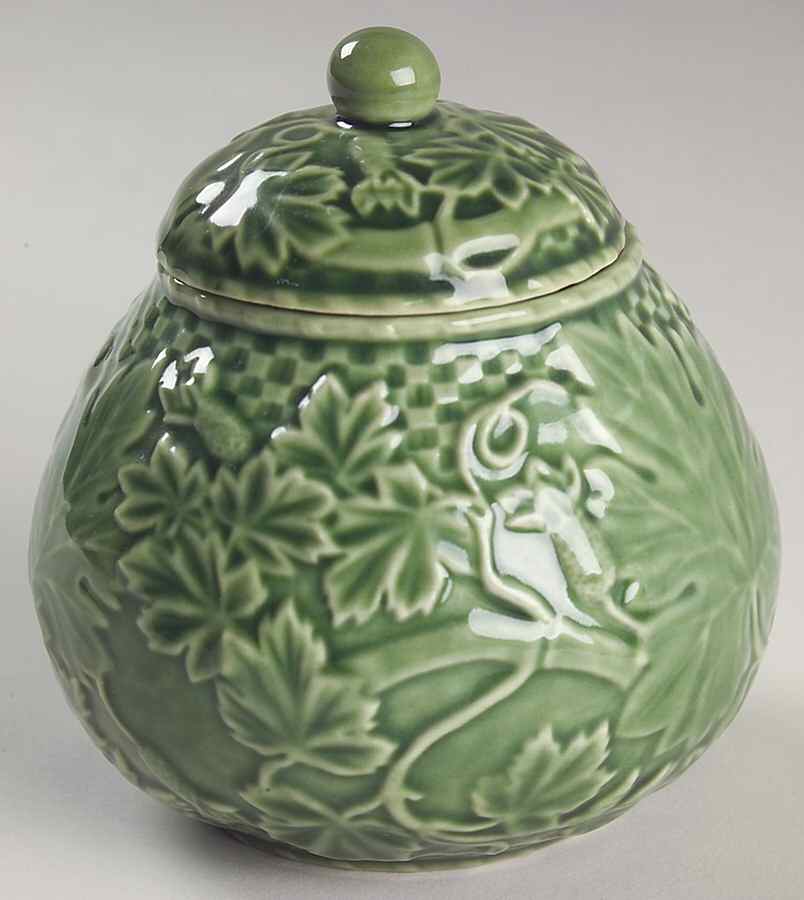 Vine Green Sugar Bowl & Lid by Bordallo Pinheiro-1