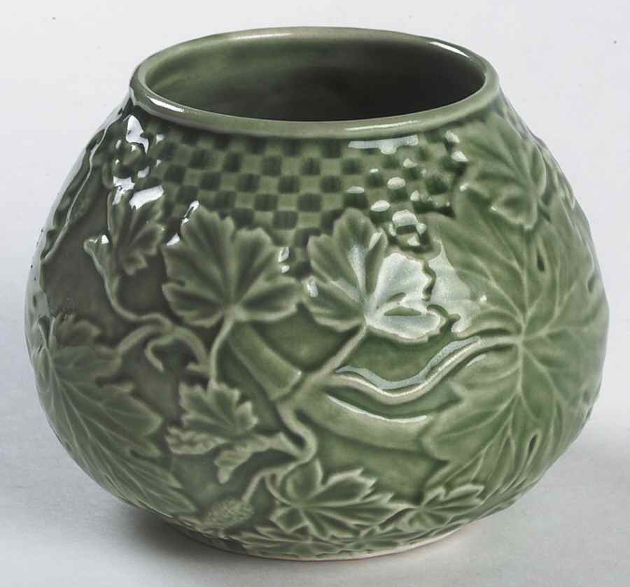 Vine Green Sugar Bowl No Lid by Bordallo Pinheiro-1