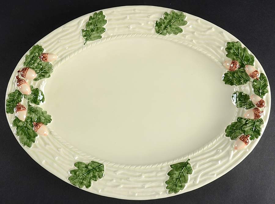 Oak Leaf White and Green 15" Oval Serving Platter by Bordallo Pinheiro-1