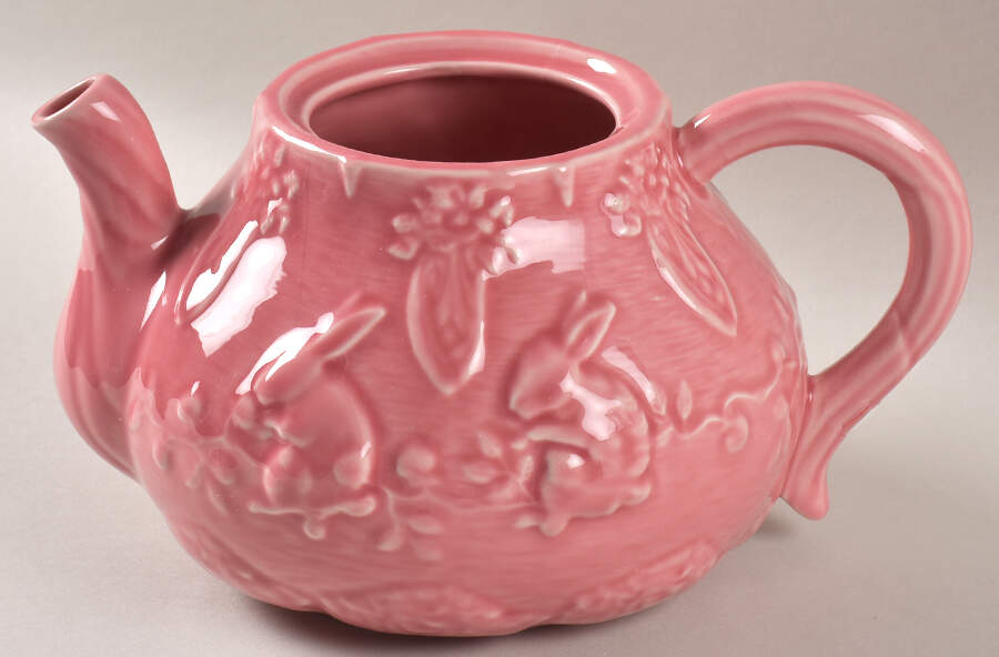 Rabbit Pink Teapot No Lid by Bordallo Pinheiro-1