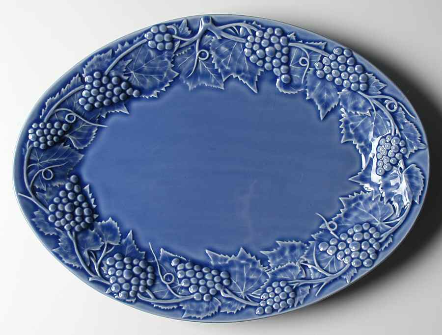 Grape Blue 15" Oval Serving Platter by Bordallo Pinheiro-1