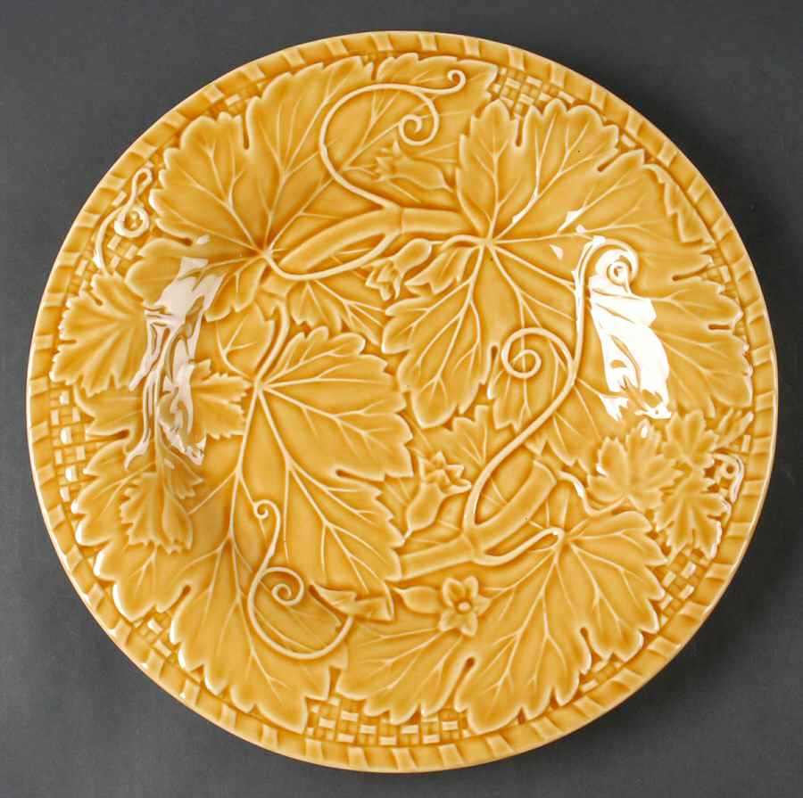 Vine Gold Service Plate (Charger) by Bordallo Pinheiro-1