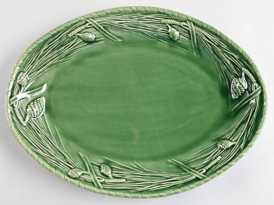 Pine Green 15" Oval Serving Platter by Bordallo Pinheiro-1