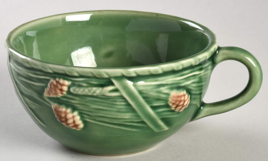 Pine Green Flat Cup by Bordallo Pinheiro-1