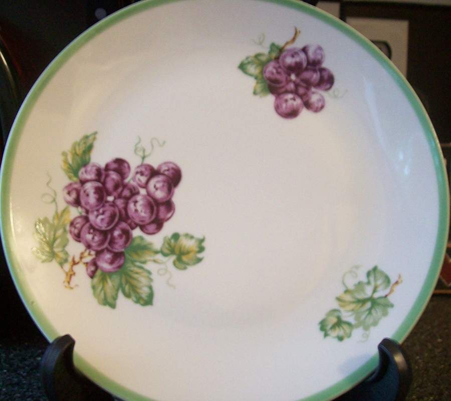 BOH174 Pierced Berry Bowl, Underplate Only by Bohemia Ceramic Works-1