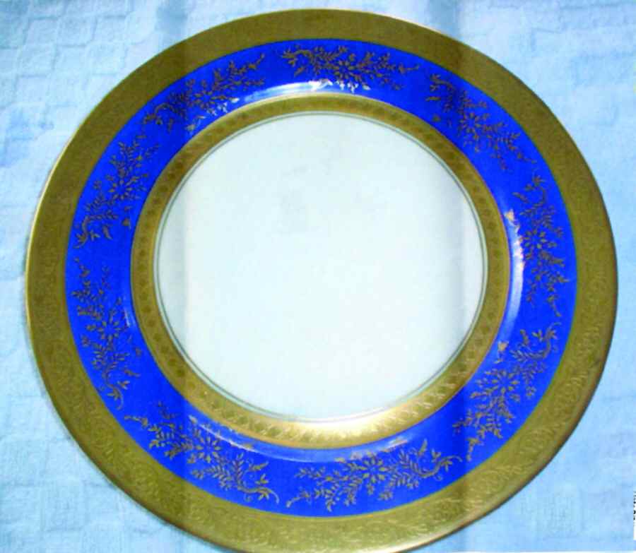 Le Roy Dinner Plate by Bohemia Ceramic Works-1