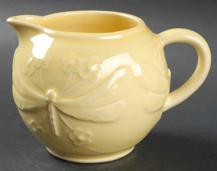 Dragonfly (Yellow) Creamer by Bordallo Pinheiro-1