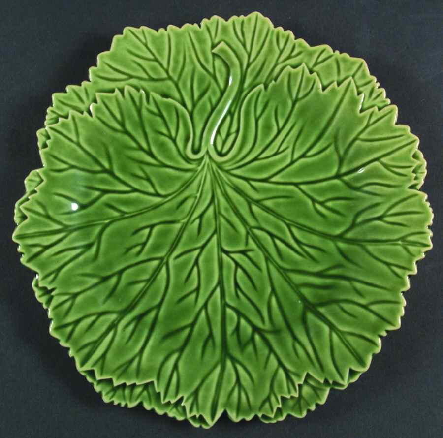 BPI41 Luncheon Plate by Bordallo Pinheiro-1
