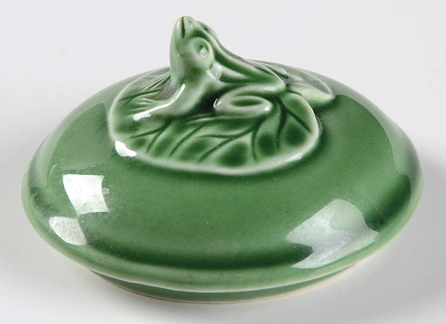 Frog Service Lid for Sugar Bowl by Bordallo Pinheiro-1
