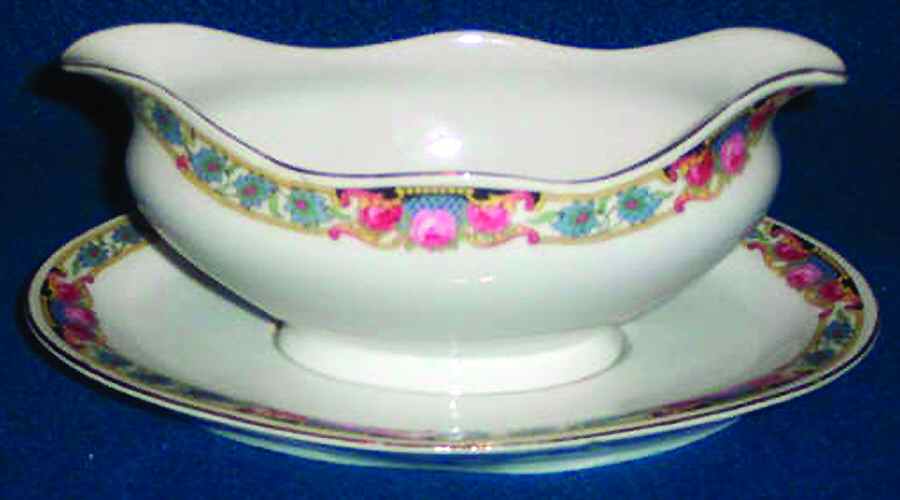 BOH192 Gravy Boat & Underplate by Bohemia Ceramic Works-1