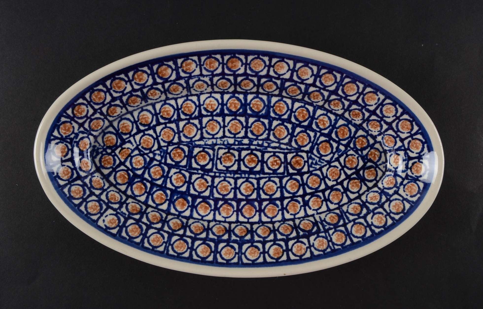 BOW14 10" Oval Serving Platter by BOLESLAWIEC-1