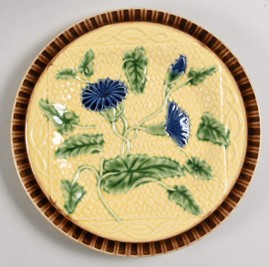 Morning Glory Dinner Plate by Bordallo Pinheiro-1