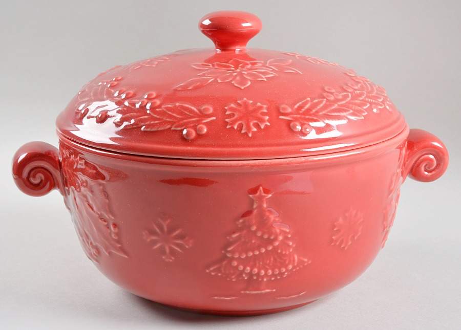 Poinsettia (Christmas) Round Covered Vegetable by Bordallo Pinheiro-1