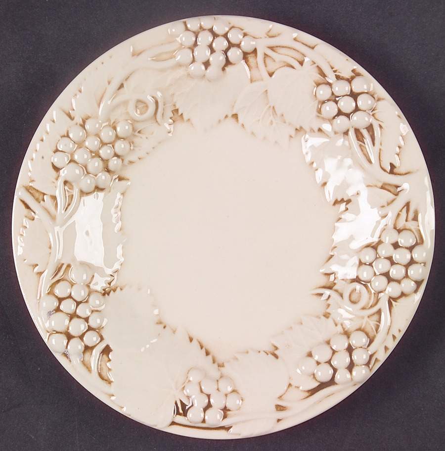 BPI11be Bread & Butter Plate by Bordallo Pinheiro-1