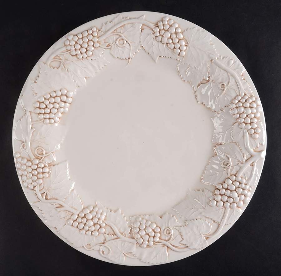BPI11be 13" Chop Plate (Round Platter) by Bordallo Pinheiro-1
