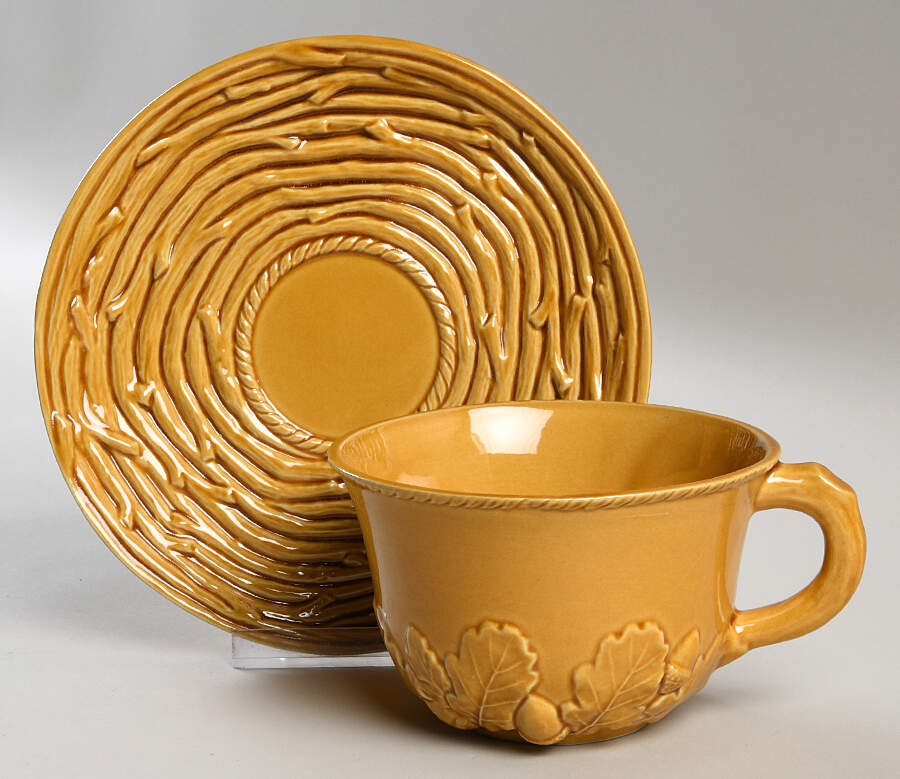 Oak Leaf Gold Footed Cup & Saucer Set by Bordallo Pinheiro-1