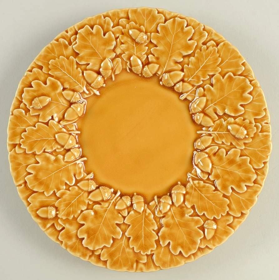 Oak Leaf Gold Accent Luncheon Plate by Bordallo Pinheiro-1