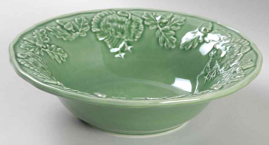 Turkey Green 7" Round Vegetable Bowl by Bordallo Pinheiro-1