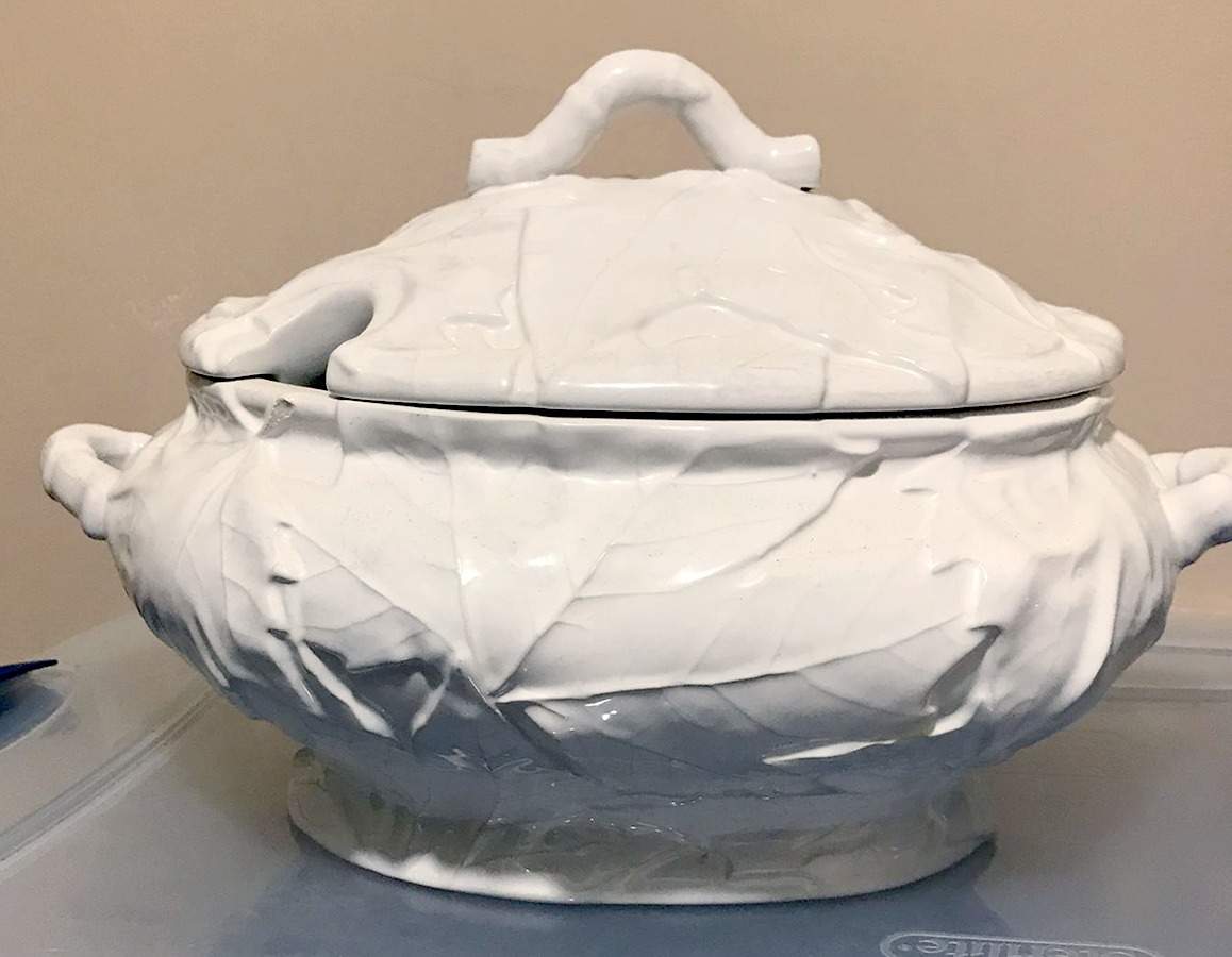 Maple White Tureen &  Lid by Bordallo Pinheiro-1