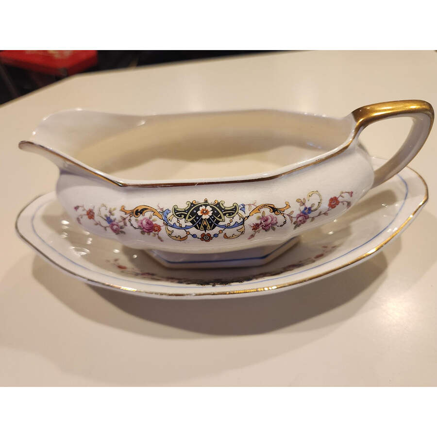 B1S1 Gravy Boat & Underplate by Blue Seal Mfg Co-1