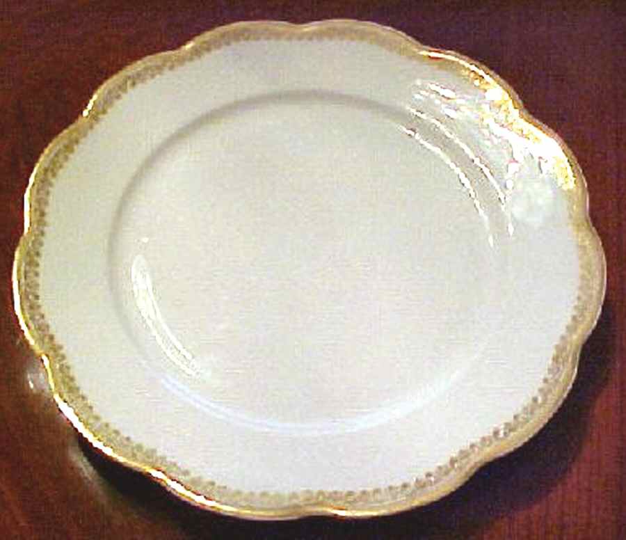 BSS79 Dinner Plate by Bassett-1