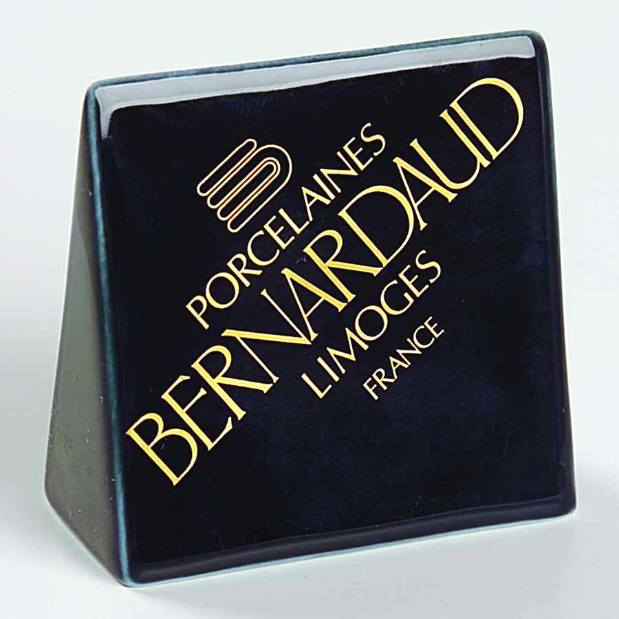 Advertising Signs Sign 2 by Bernardaud-1
