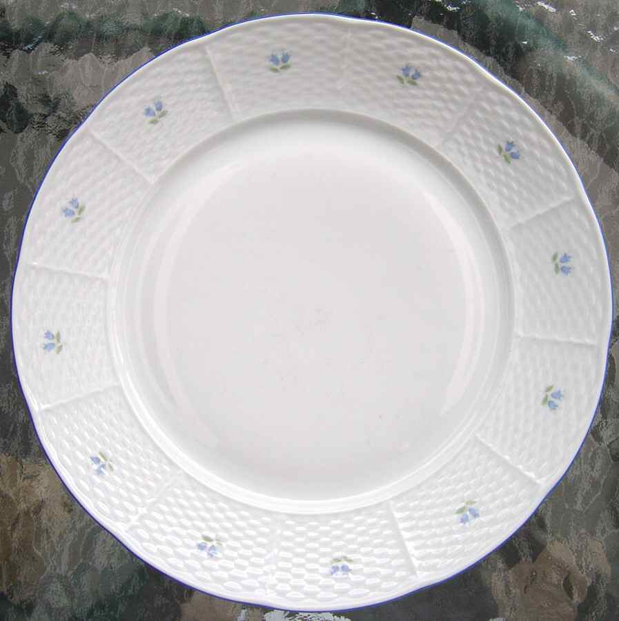 Blue Bell Dinner Plate by Belfor-1