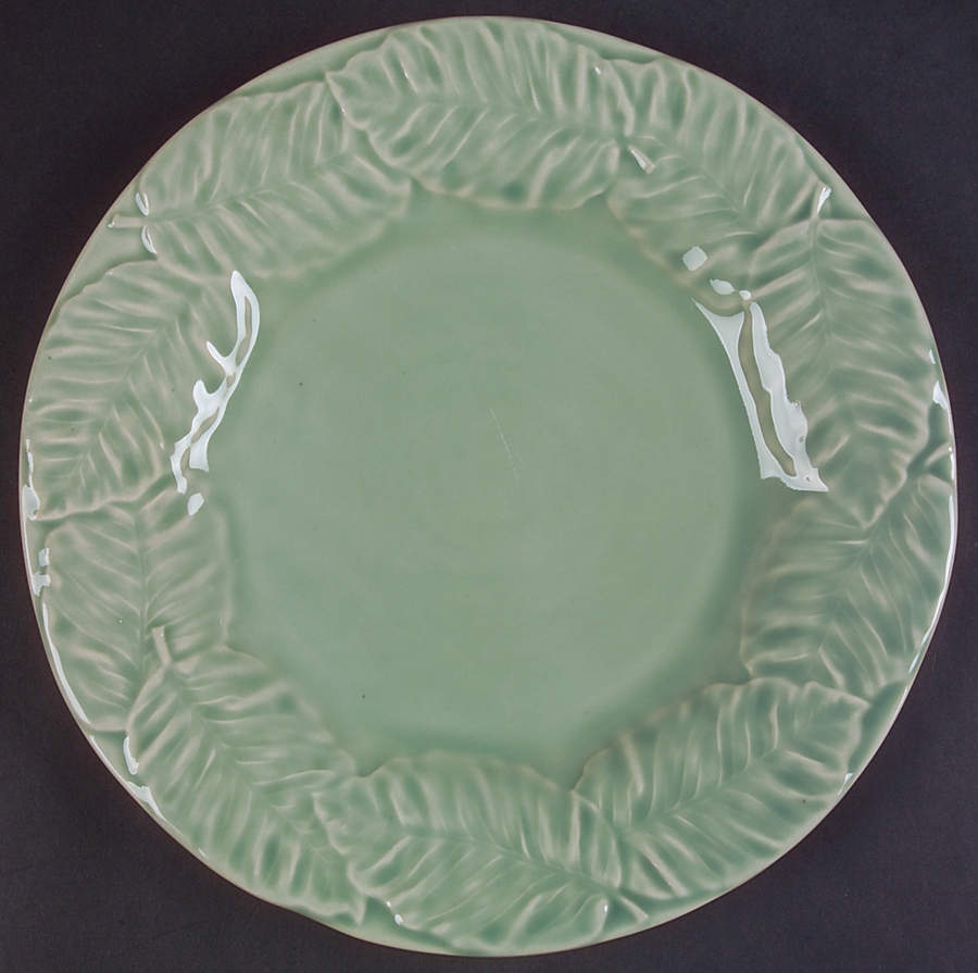 Leaf Service Celedon Dinner Plate by Bordallo Pinheiro-1