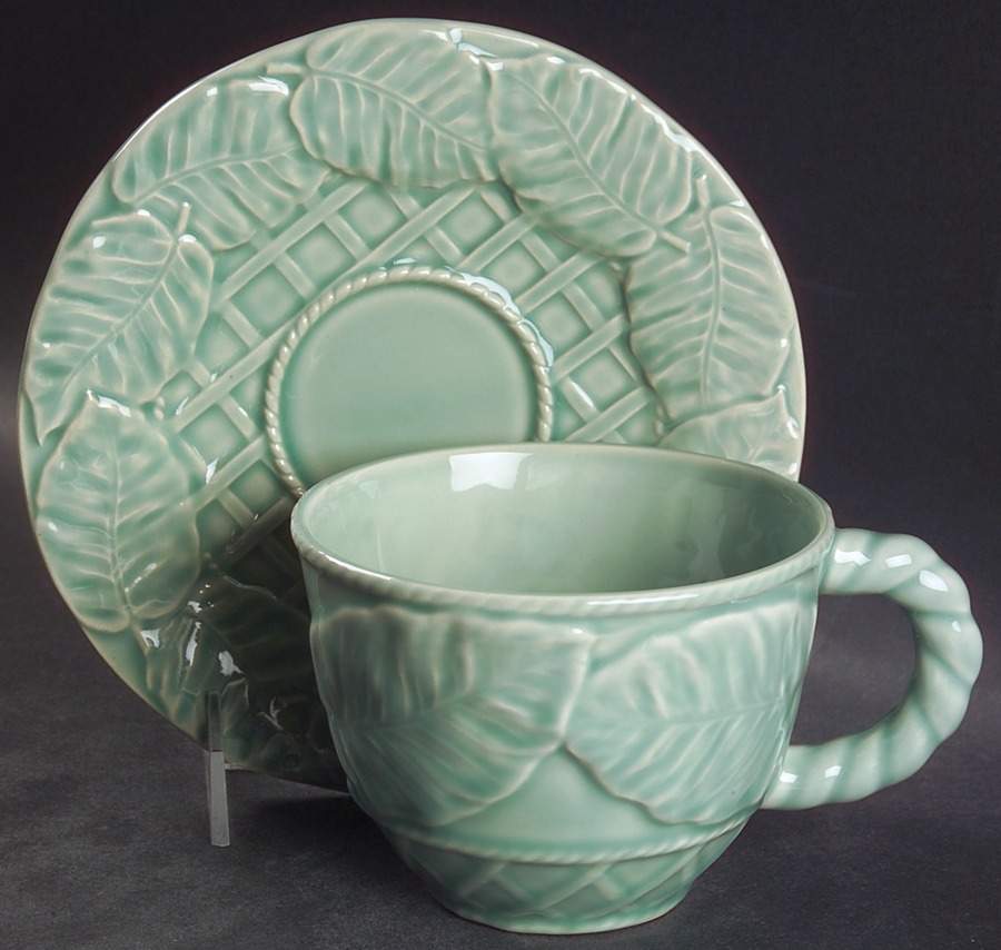 Leaf Service Celedon Flat Cup & Saucer Set by Bordallo Pinheiro-1