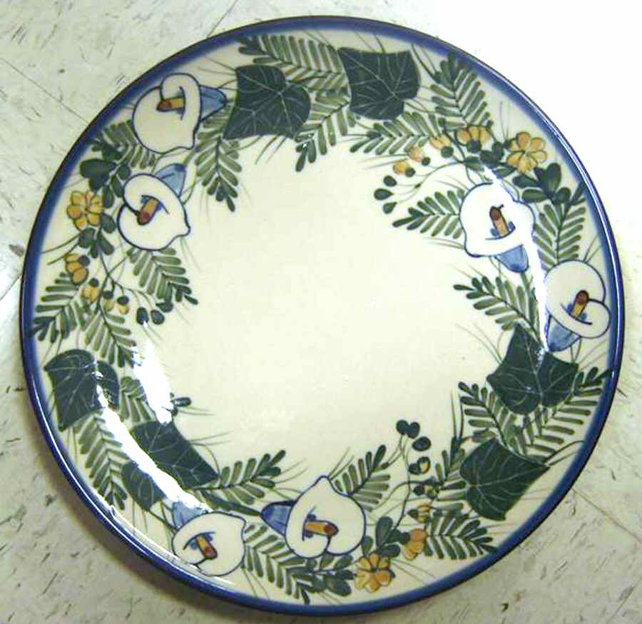 BOW27 Dinner Plate by BOLESLAWIEC-1