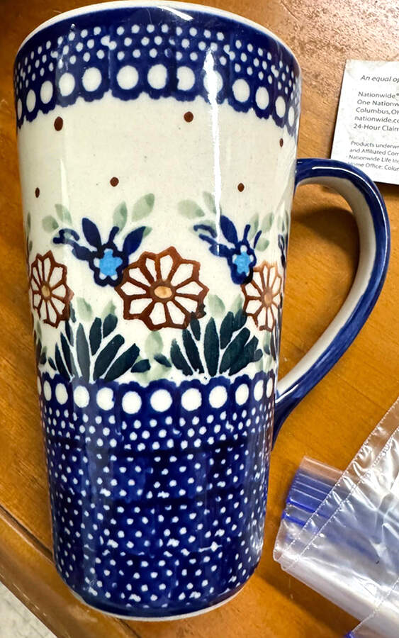 BOW33 Tall Mug by BOLESLAWIEC-1