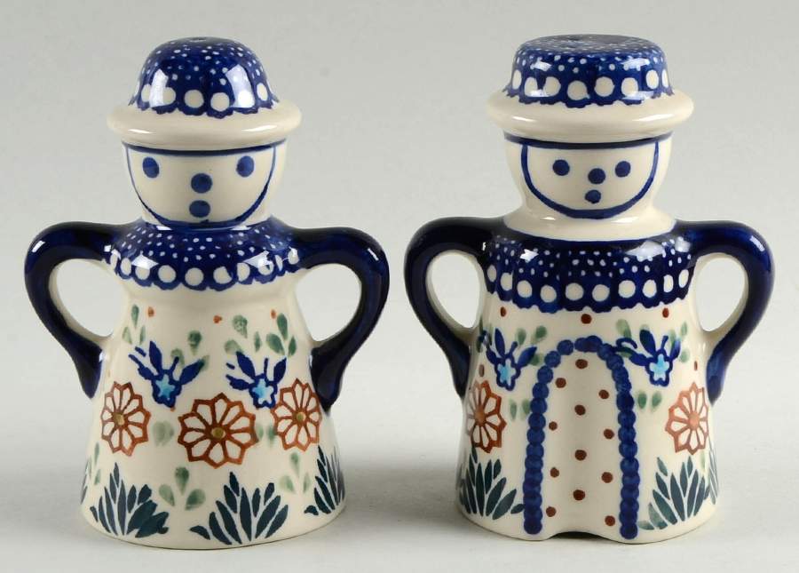 BOW33 Figural Salt & Pepper Set by BOLESLAWIEC-1