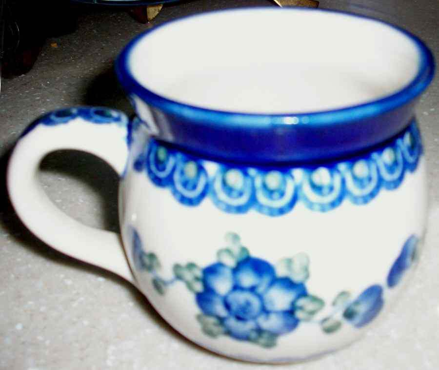 BOW36 Flat Cup by BOLESLAWIEC-1