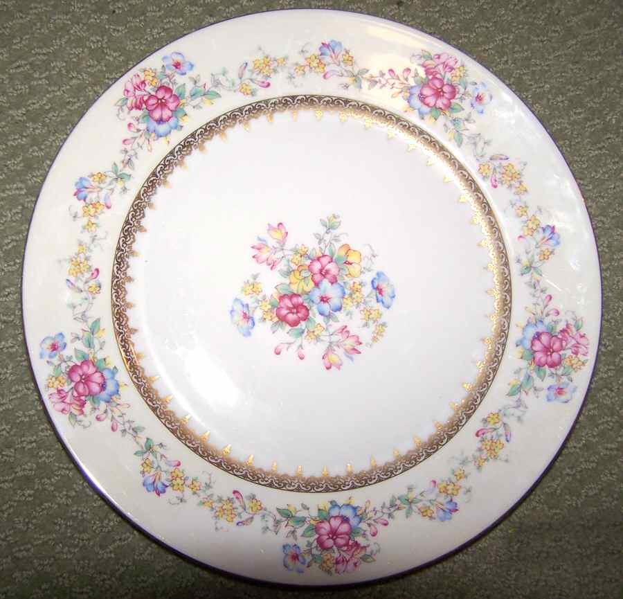 BOH238 Dinner Plate by Bohemia Ceramic Works-1
