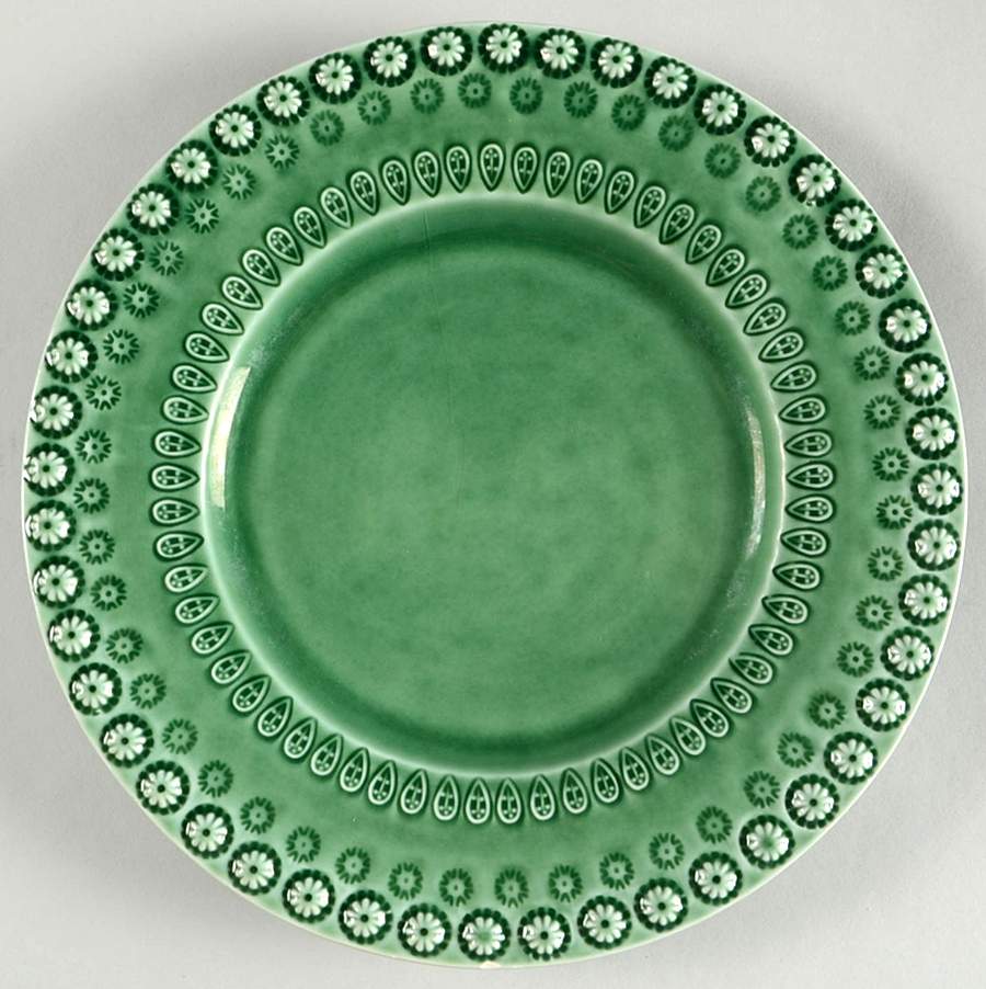Fantasia Green Salad/Dessert Plate by Bordallo Pinheiro-1