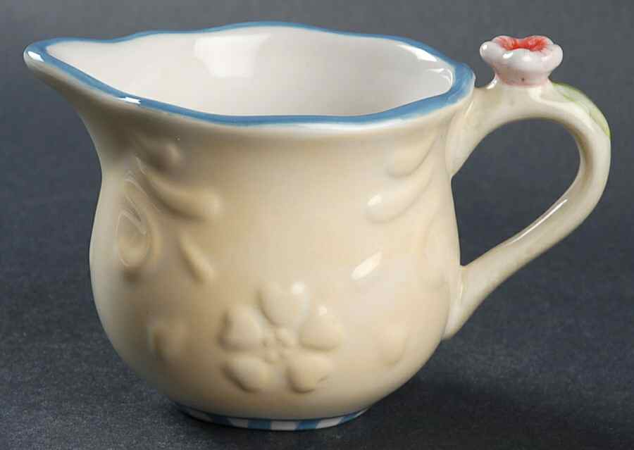 Country Inn Creamer by Better Homes and Gardens-1