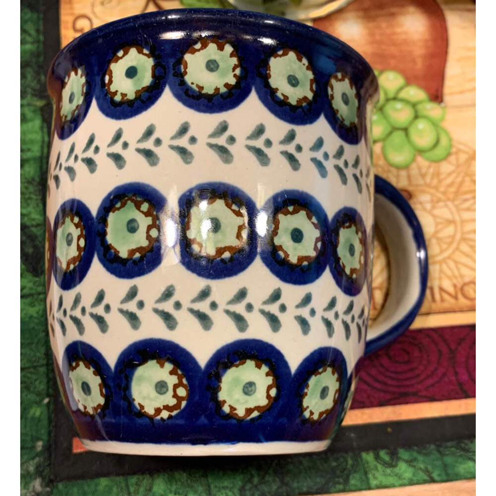 BOW39 Mug by BOLESLAWIEC-1