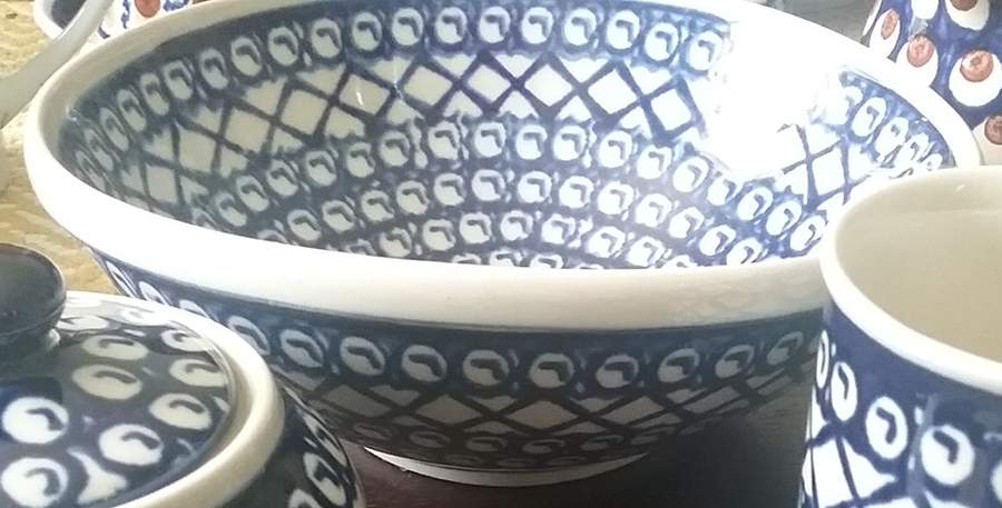 Venus 8" Round Vegetable Bowl by BOLESLAWIEC-1