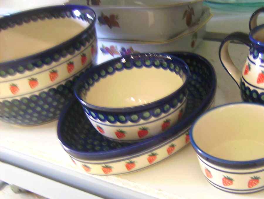 BOW40 13" Oval Baker by BOLESLAWIEC-1