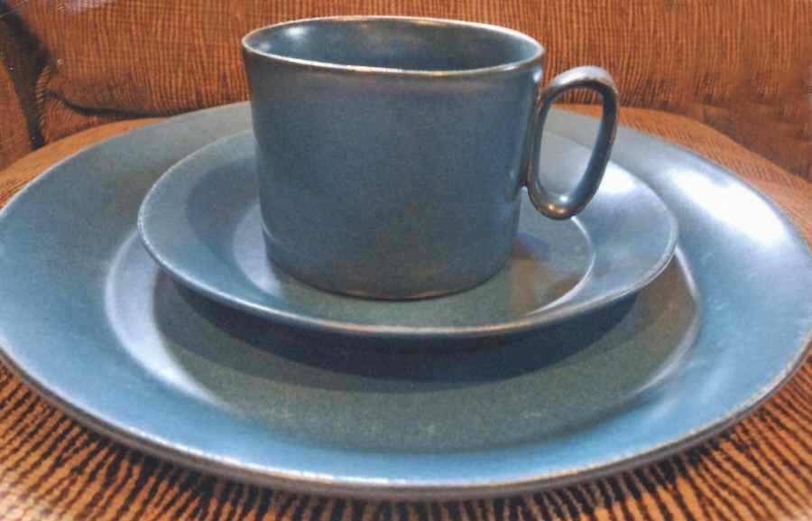 Old Bennington Blue Dinner Plate by Bennington Potters-1
