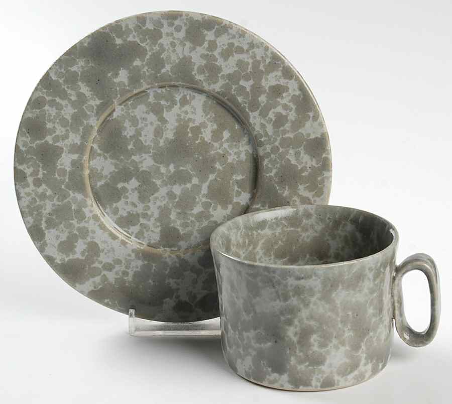 BEP16 Flat Cup & Saucer Set by Bennington Potters-1