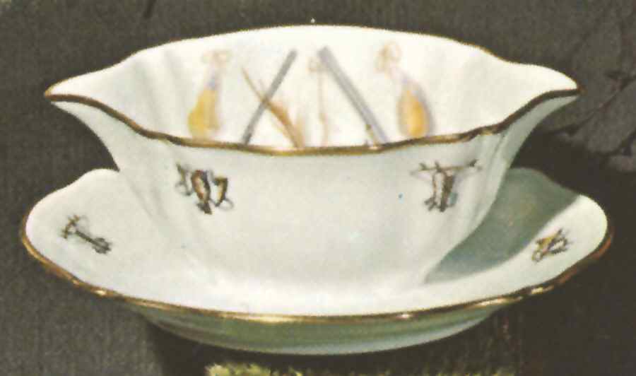 Trophee (Scalloped) Gravy Boat with Attached Underplate by Georges Boyer-1