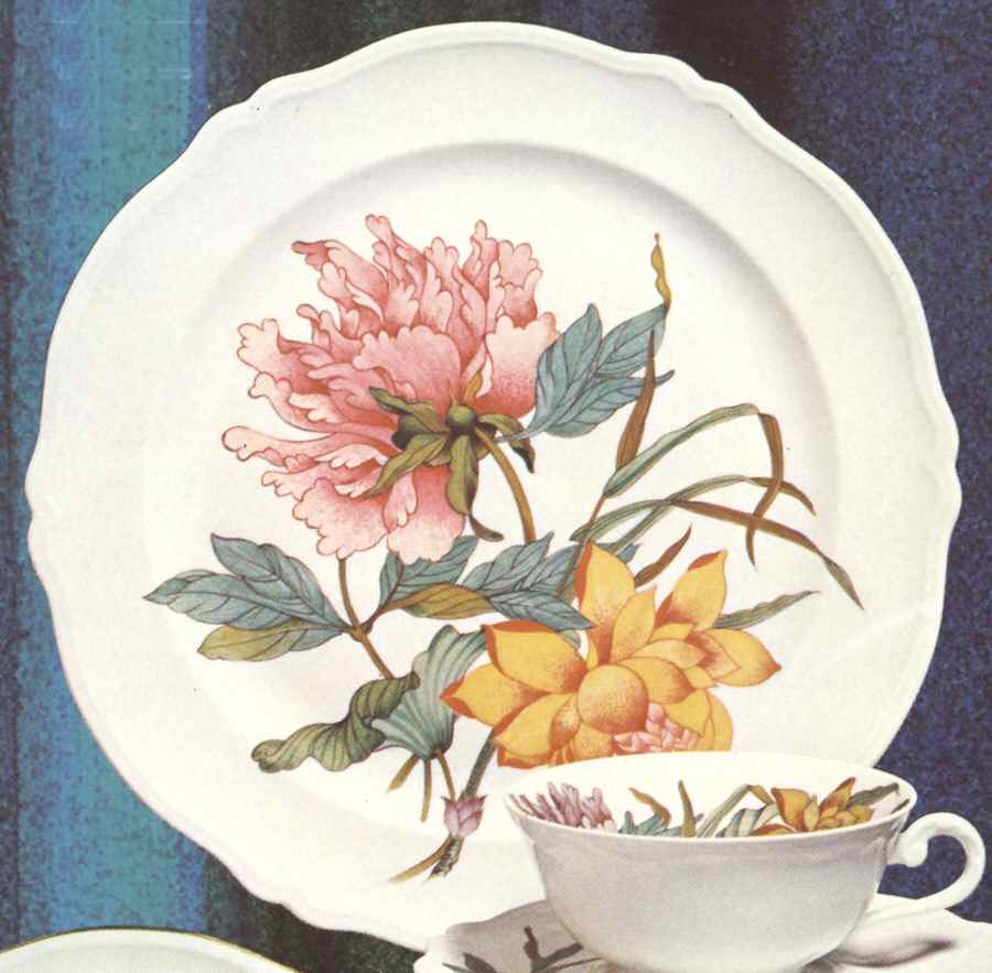 Dahlias Dinner Plate by Georges Boyer-1