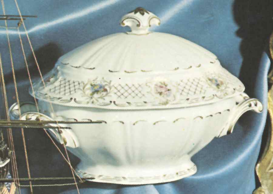 Salzbourg Tureen &  Lid by Georges Boyer-1
