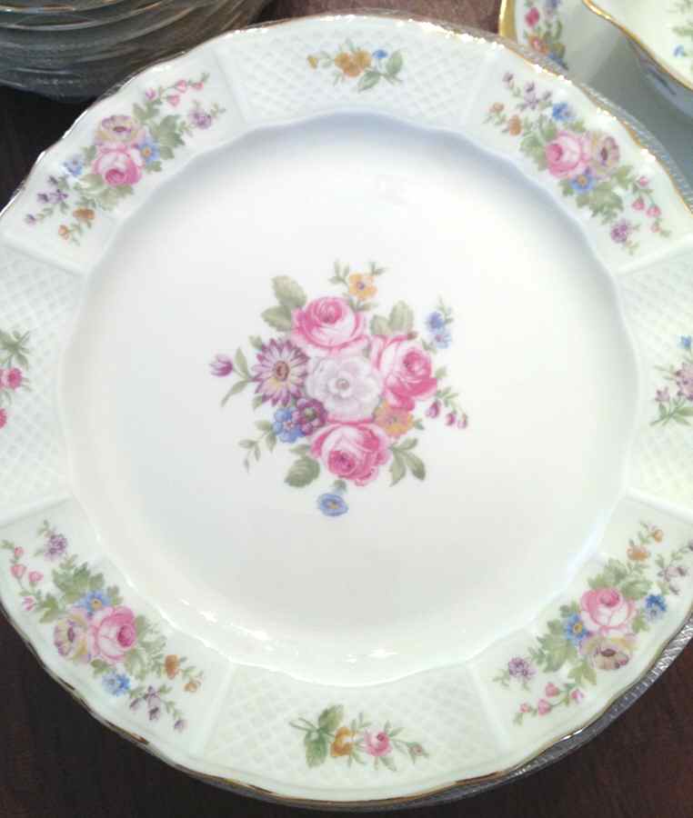 BER612 Dinner Plate by Bernardaud-1