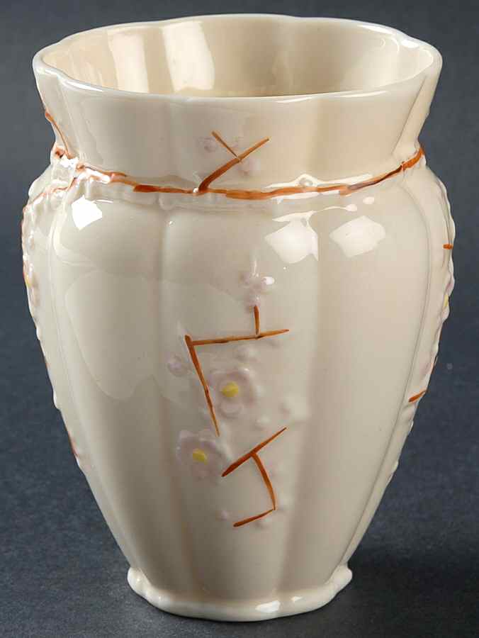 Thorn 4" Vase by Belleek Pottery (Ireland)-1